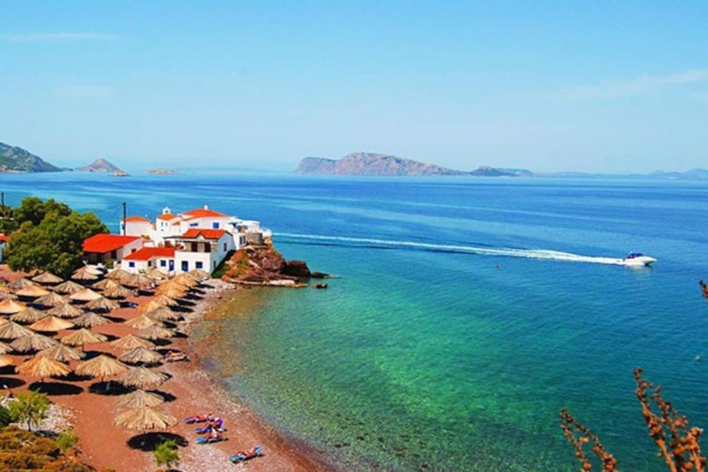 Smaragdas Paradise Hydra  Bagian luar foto
